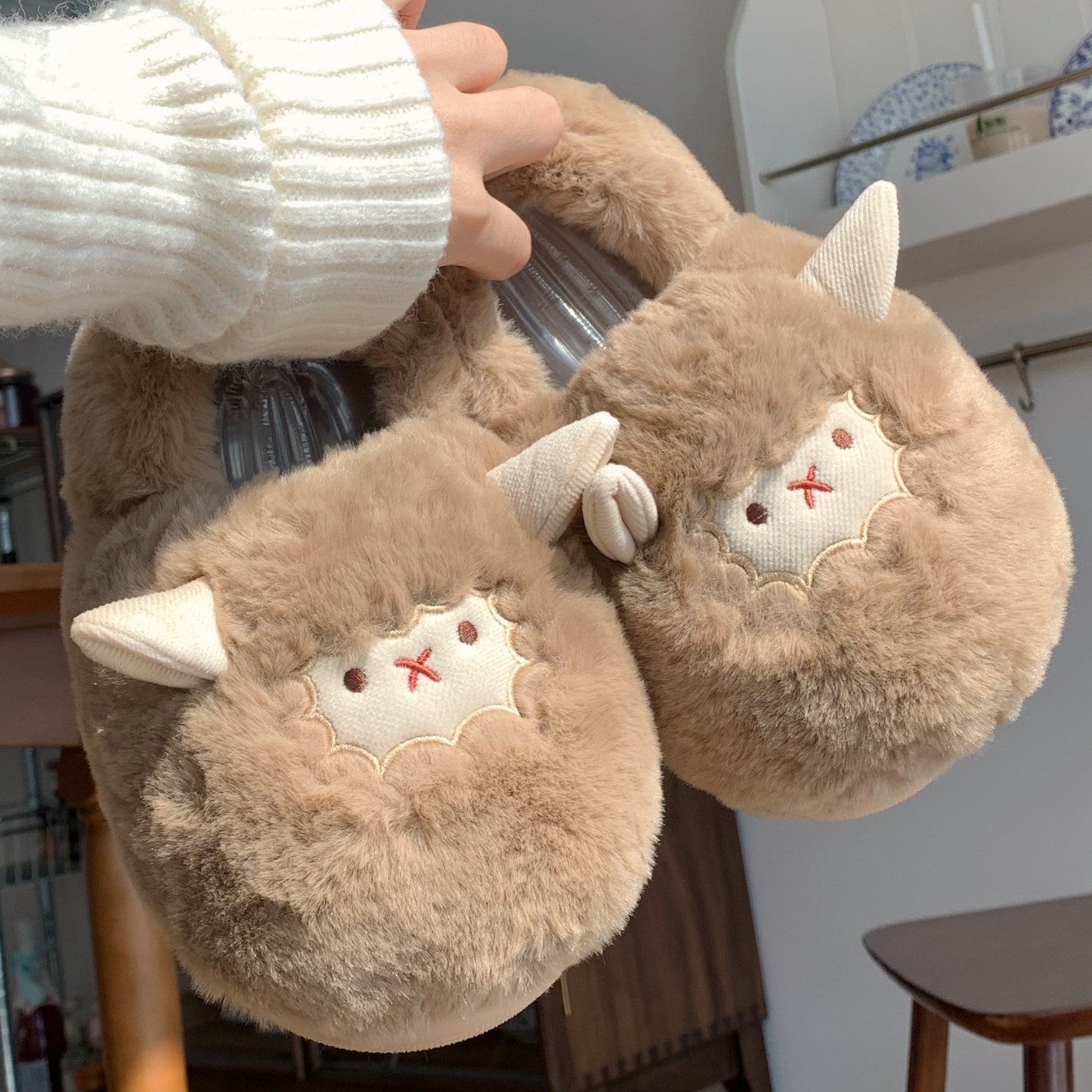 Fluffy Sheep Slippers - Brown